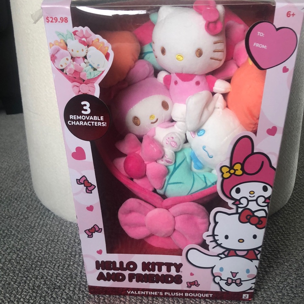 Hello Kitty Pink and White Stuffed Animal Set